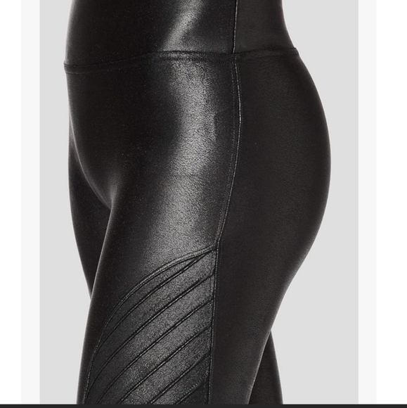 Spanx Black Faux Leather Moto Leggings MEDIUM - Picture 2 of 13